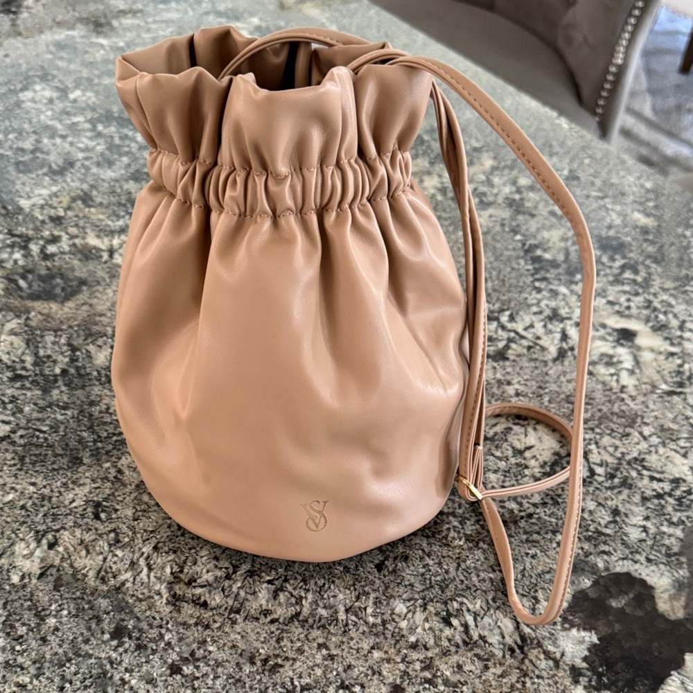 Victoria's Secret Faux Tan Leather Shoulder Bag - Women | Color: Tan/Gold